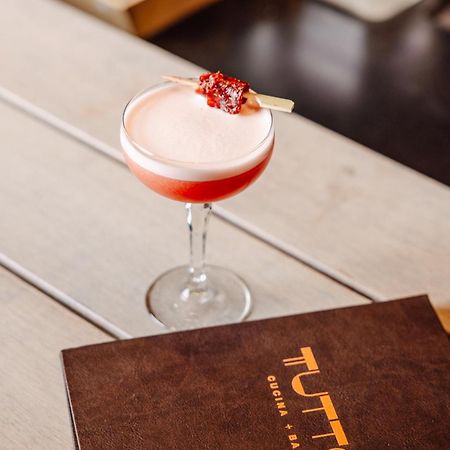 Peppers Waymouth Hotel Adelaide Exterior photo A Clover Club cocktail