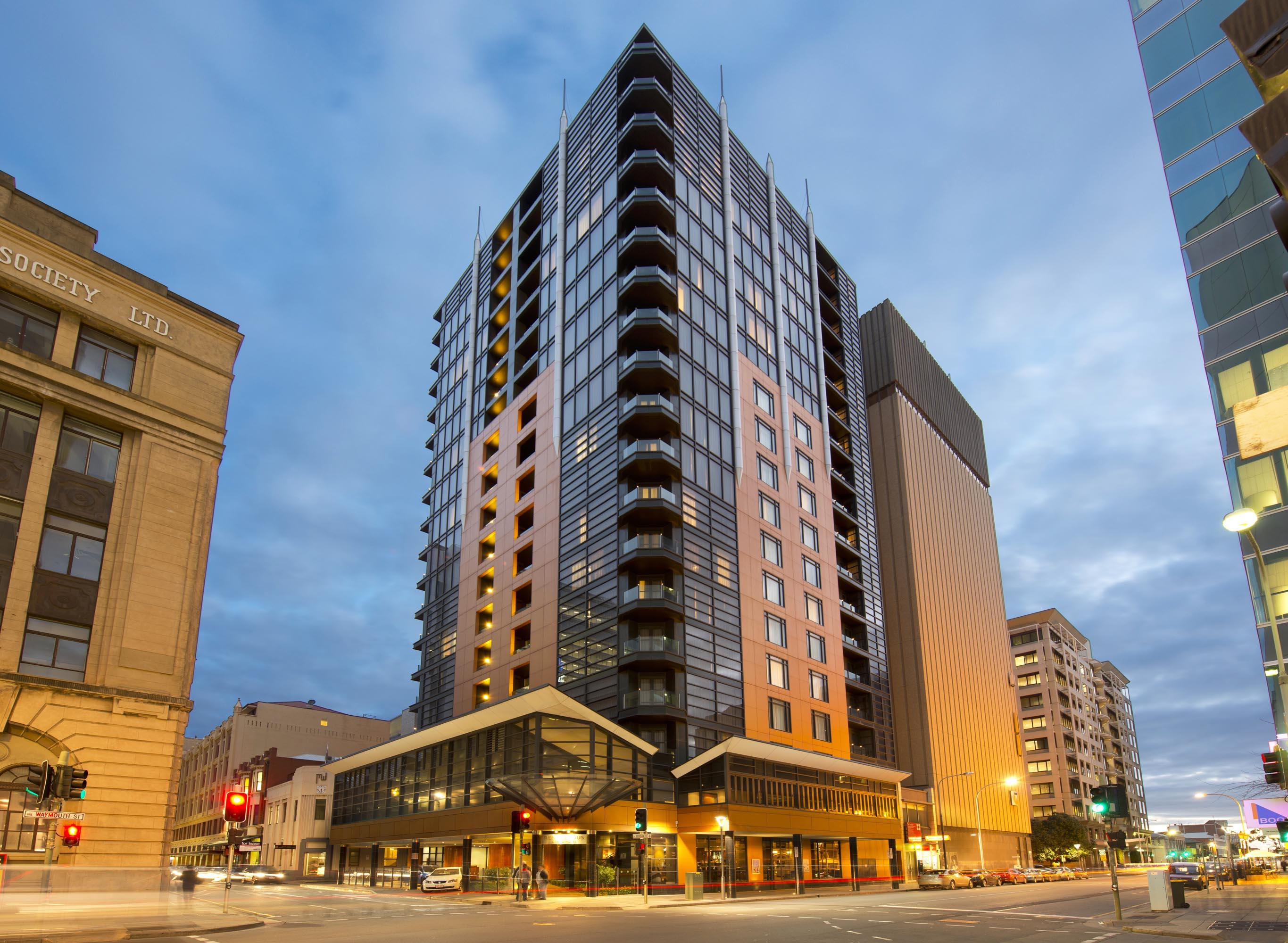 Peppers Waymouth Hotel Adelaide Exterior photo The Vue Apartments