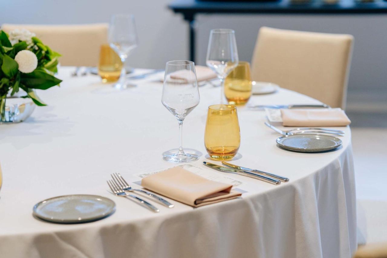 Peppers Waymouth Hotel Adelaide Exterior photo A table set for fine dining