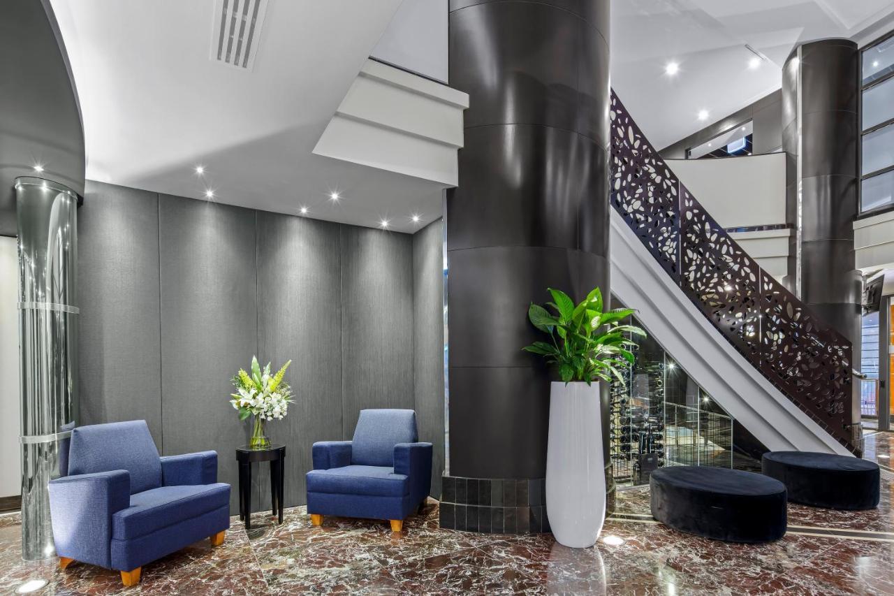 Peppers Waymouth Hotel Adelaide Exterior photo The lobby of the hotel